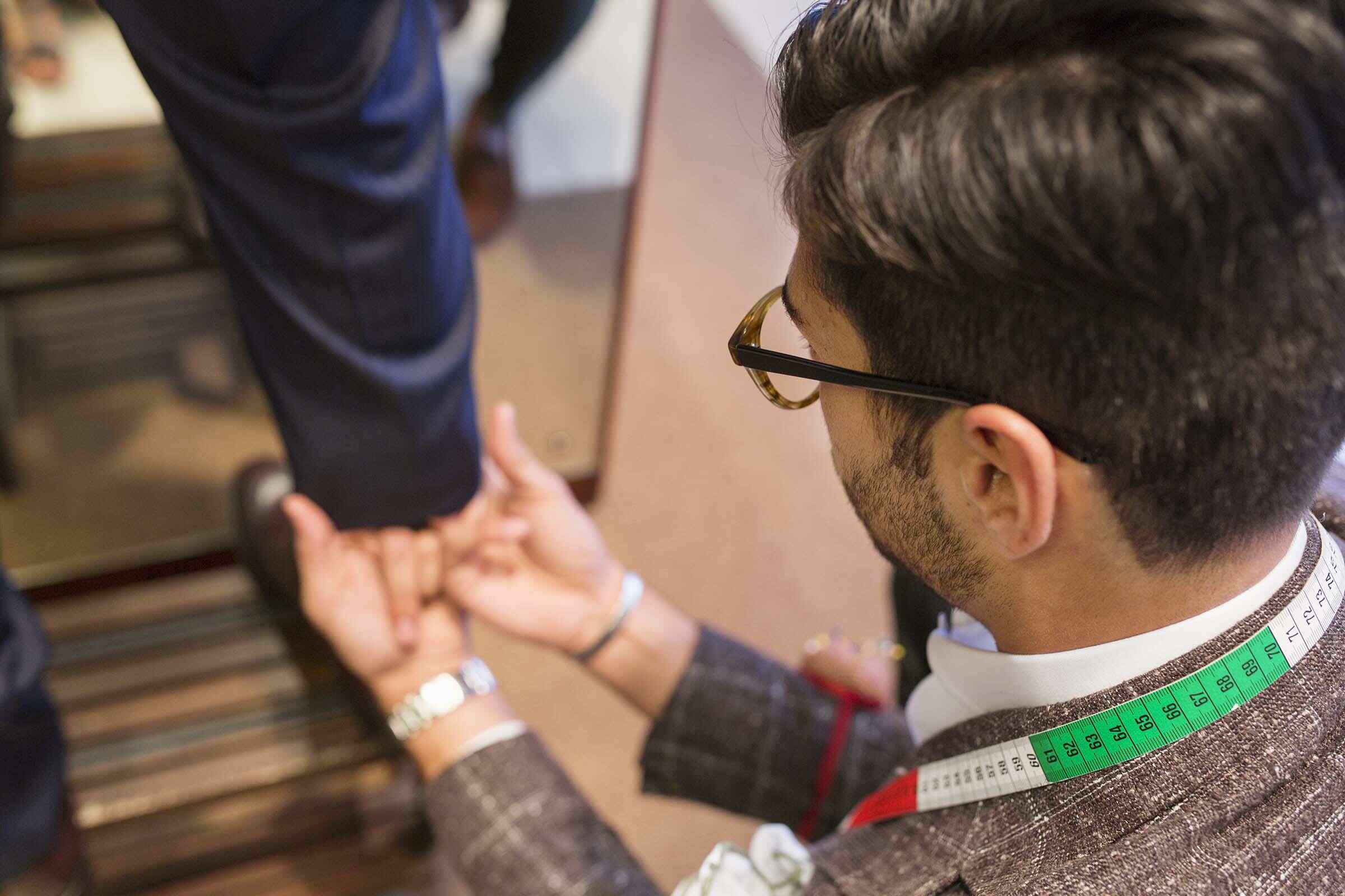 garnitur szyty na miarę czy gotowy